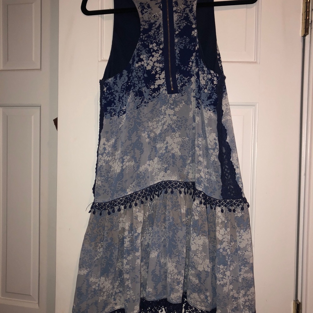 Sun dress - Picture 3 of 3